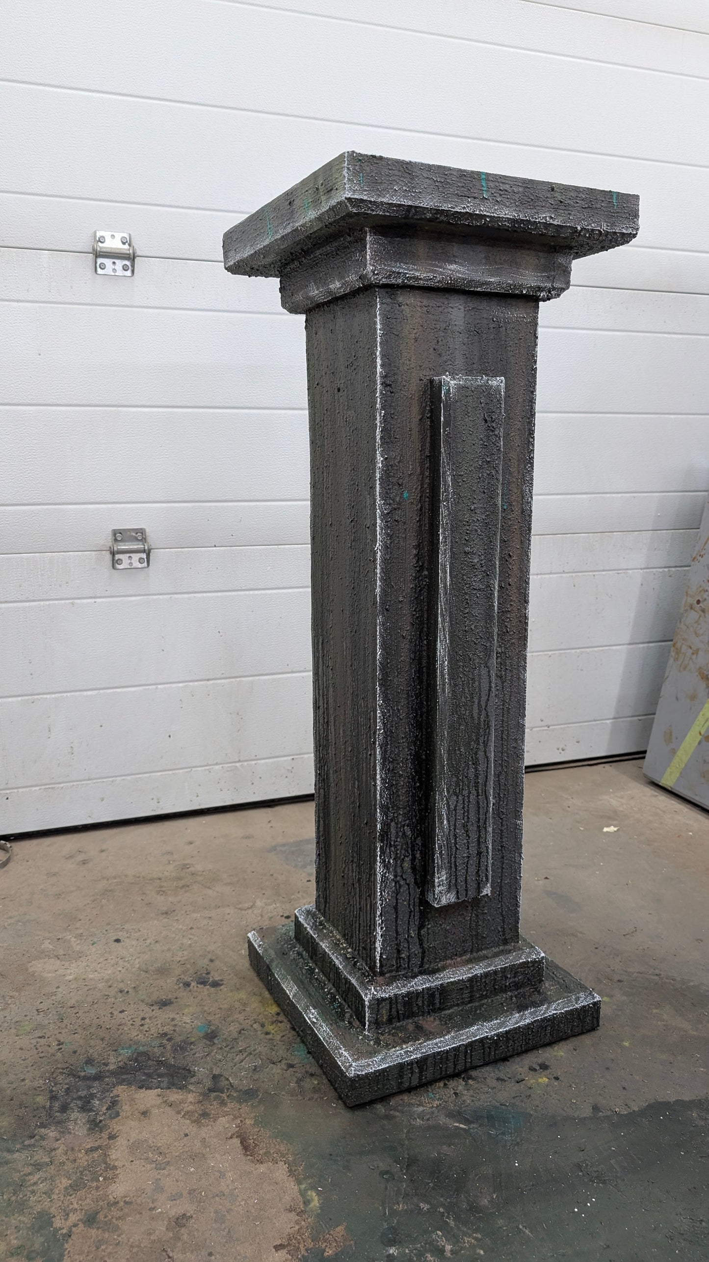 Fence pillar